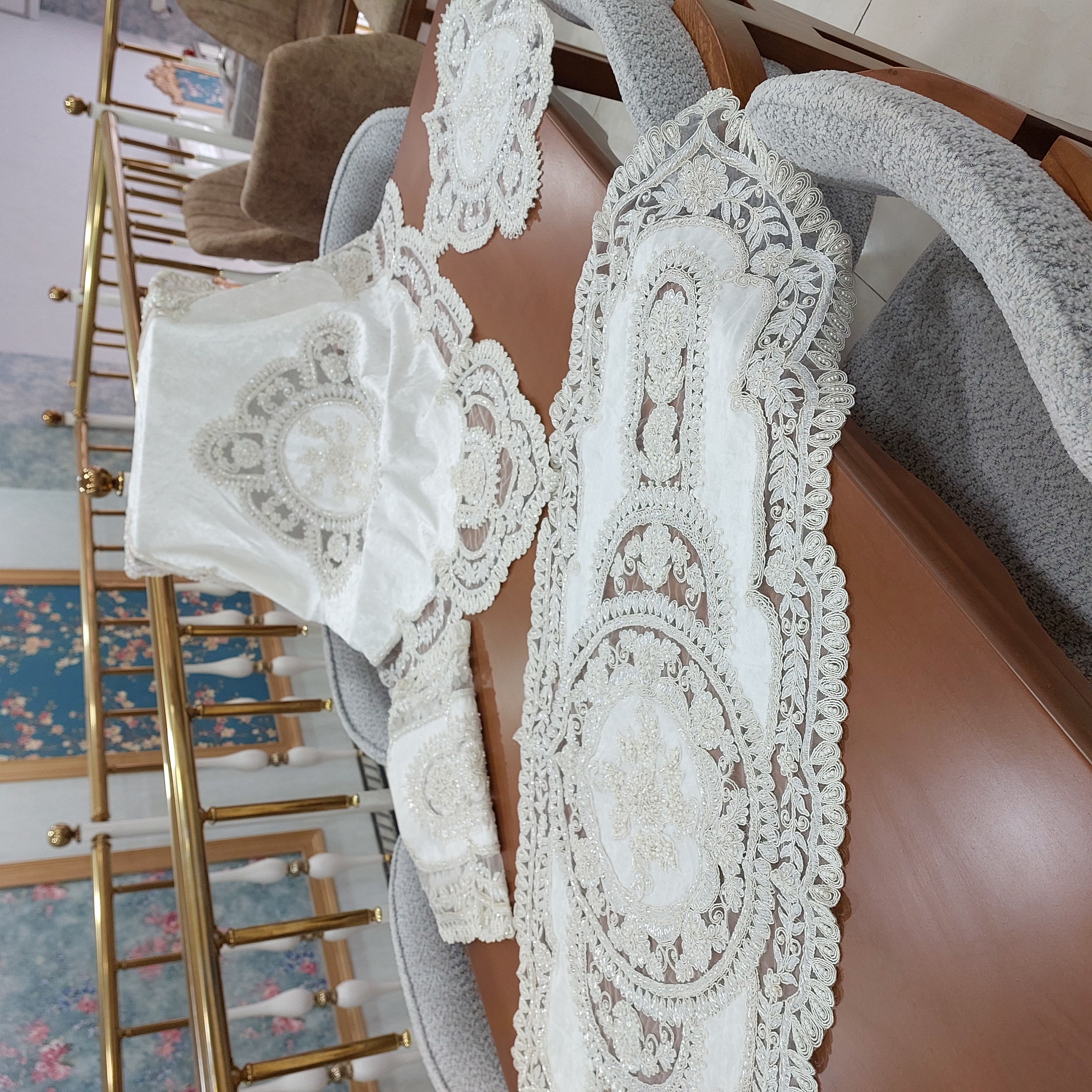 رومیزی دانتل مخمل الیزه ترک ۵ تکه کار شده